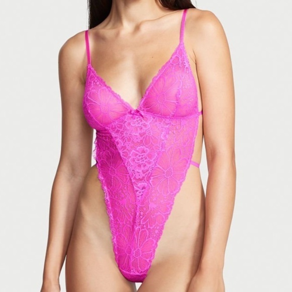 Victoria’s Secret Very Sexy Lace Valentine Pink High Leg Teddy | Large